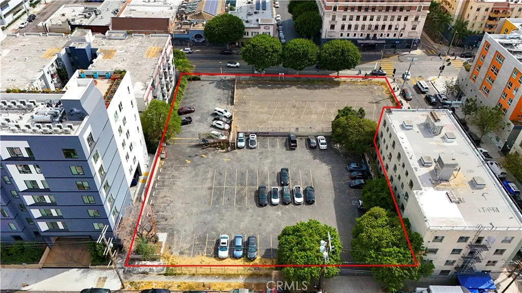 main property photo 15