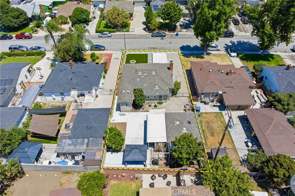 main property photo 41