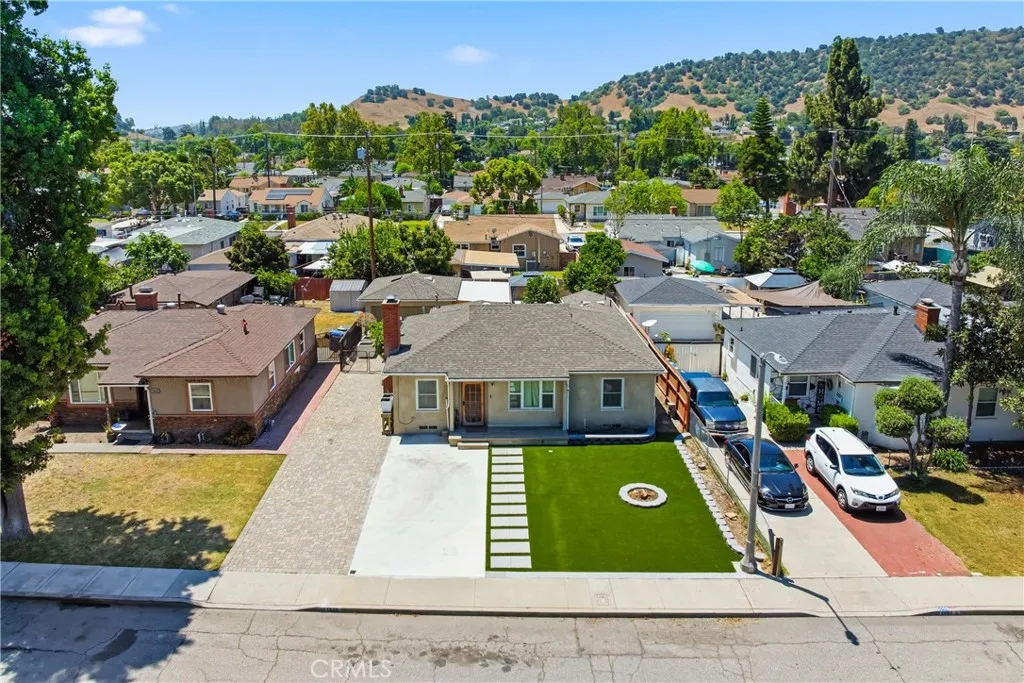 main property photo 43