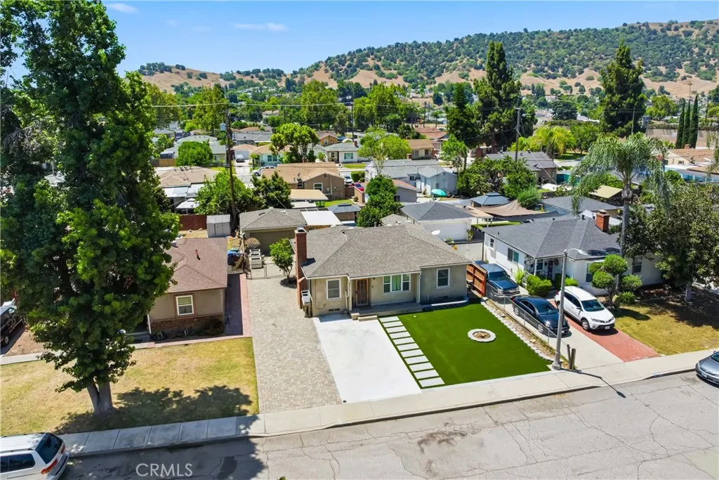 main property photo 44