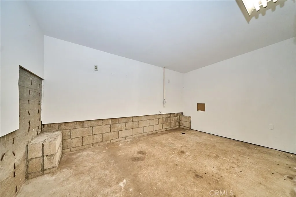 main property photo 68