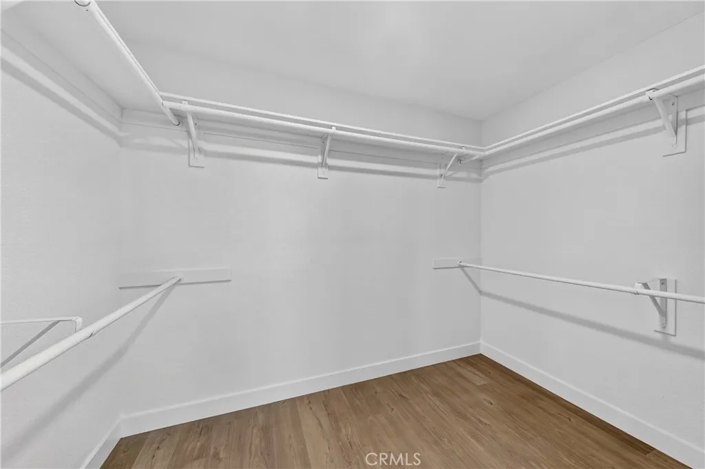 property viewer photo 27