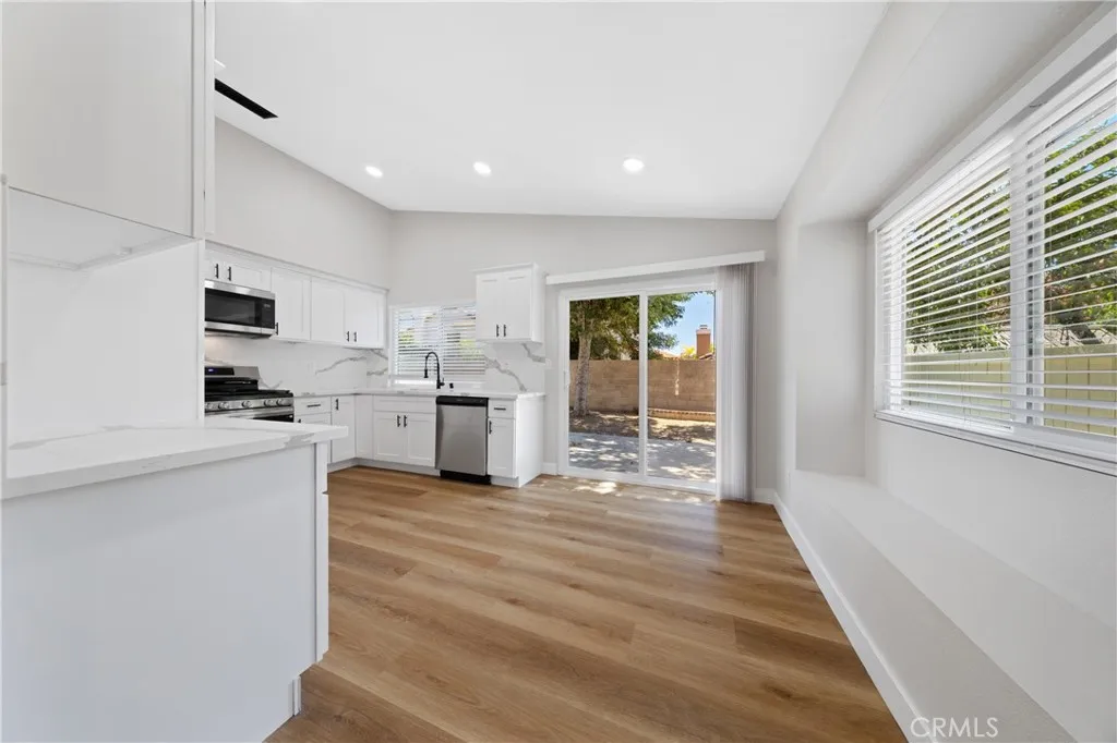 property viewer photo 14