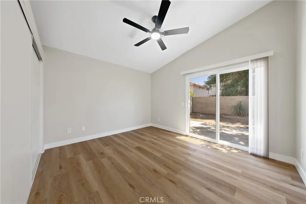 property viewer photo 8