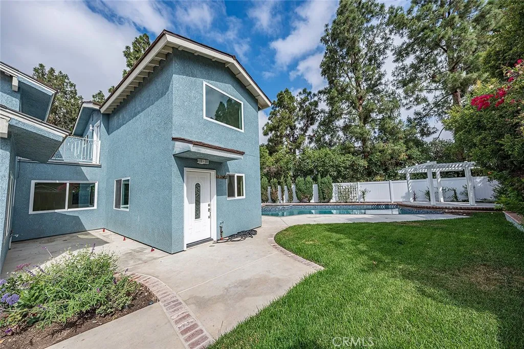 main property photo 22