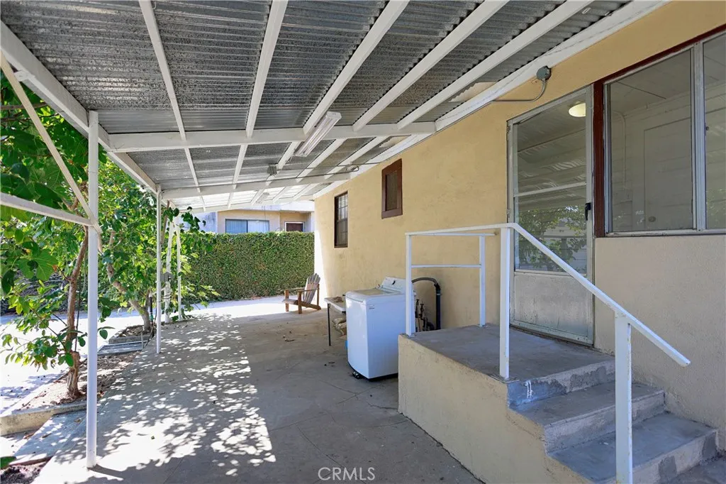 main property photo 16