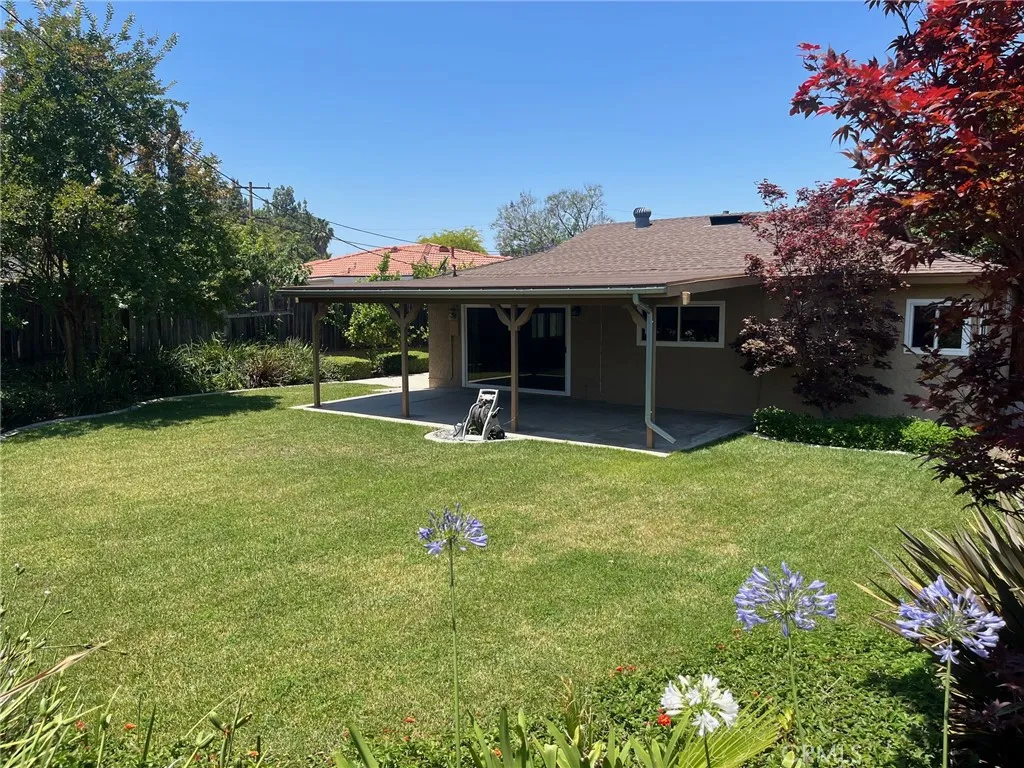 main property photo 17