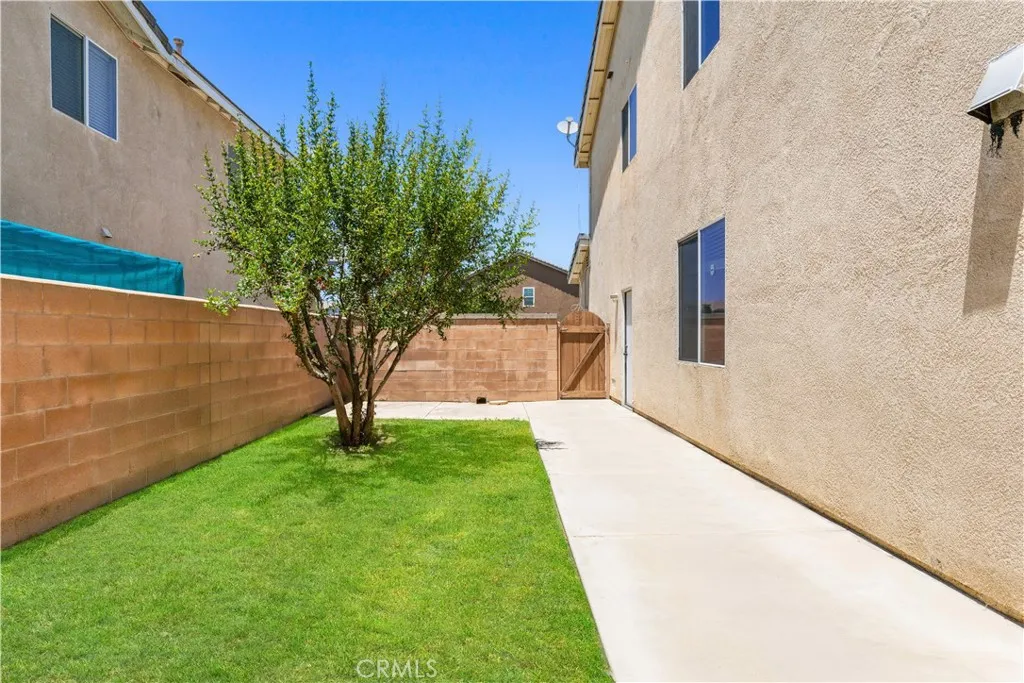main property photo 41