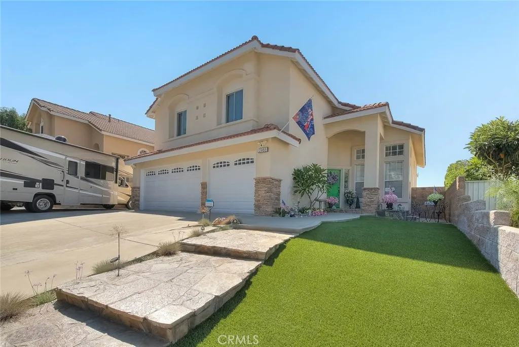 main property photo 3