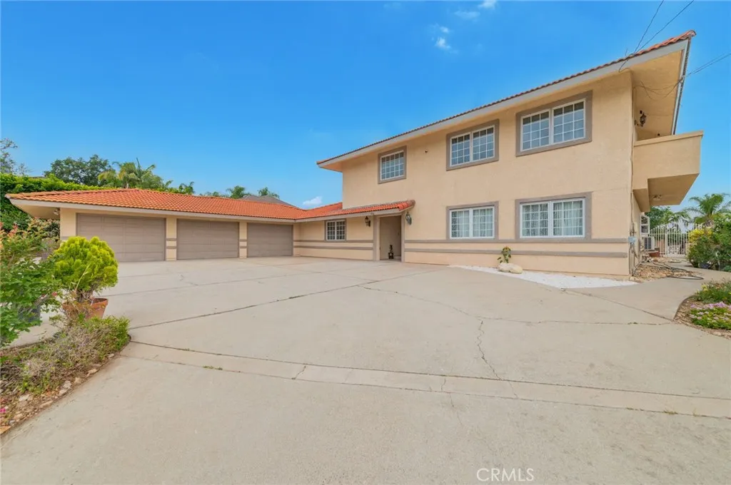 main property photo 60