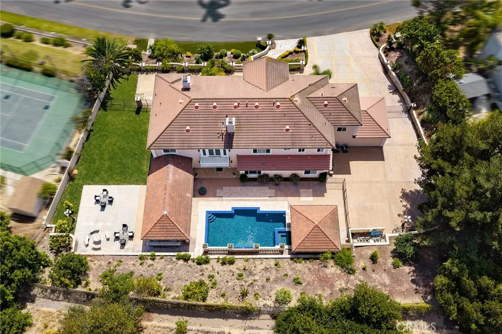 main property photo 70