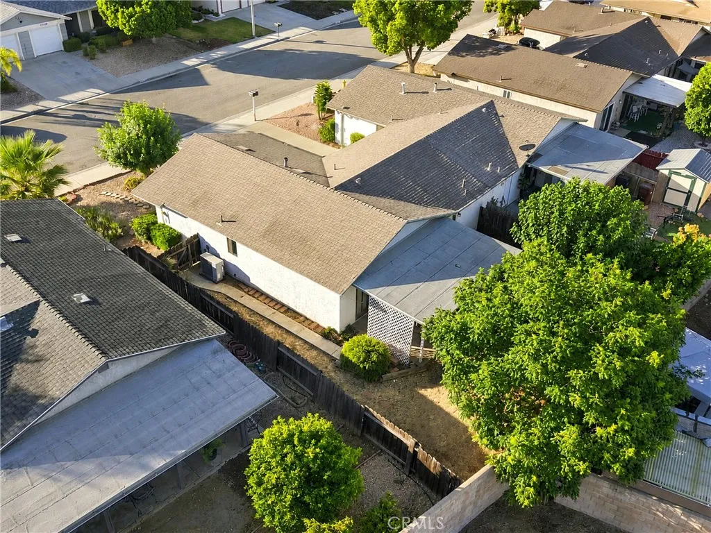 main property photo 21