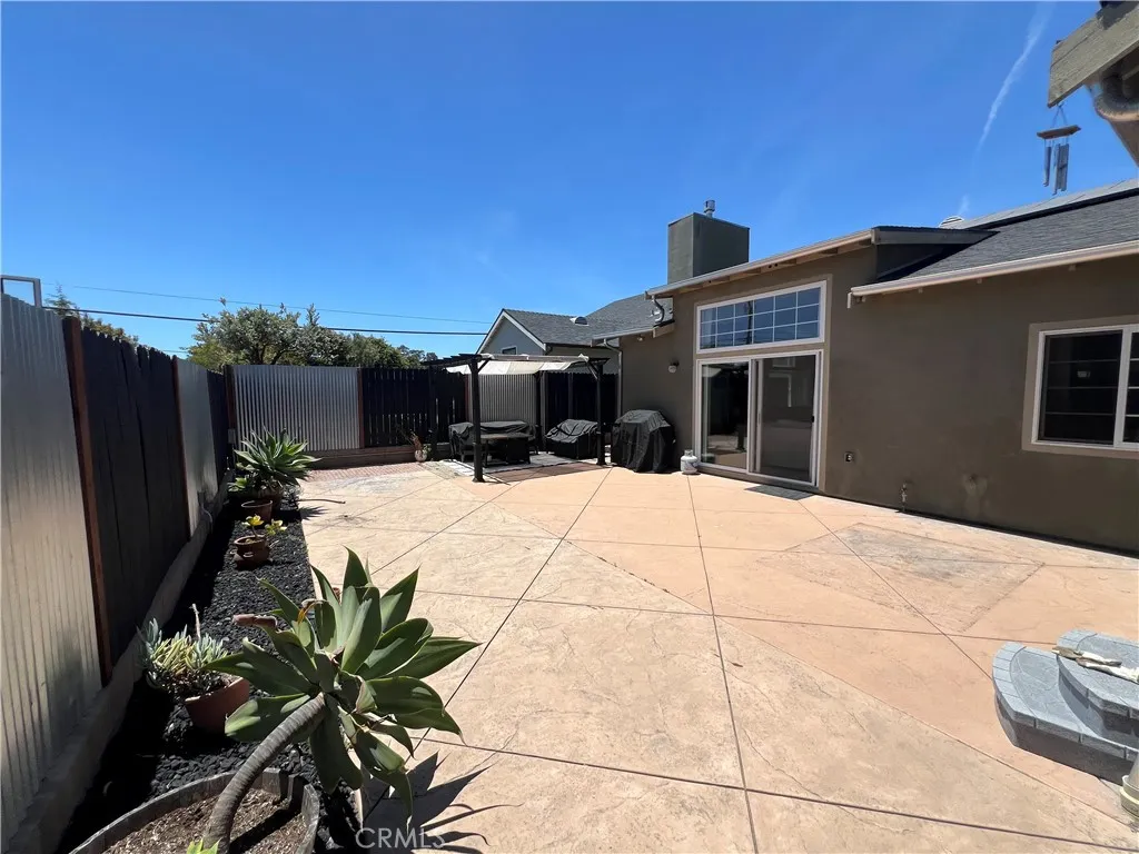 main property photo 20