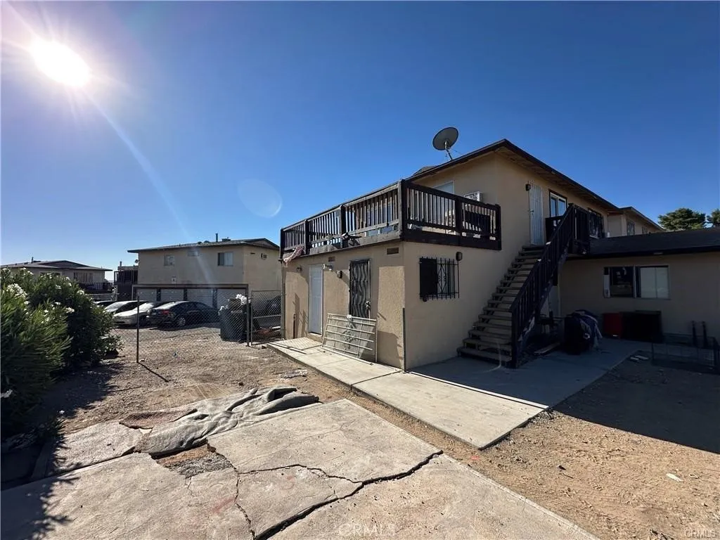 main property photo 3