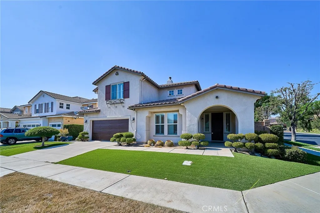 main property photo 2