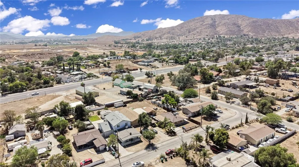 main property photo 60