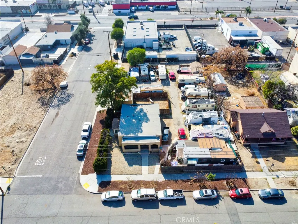 main property photo 15