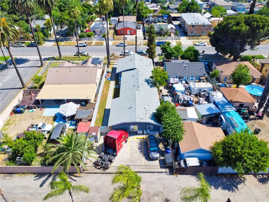 main property photo 15