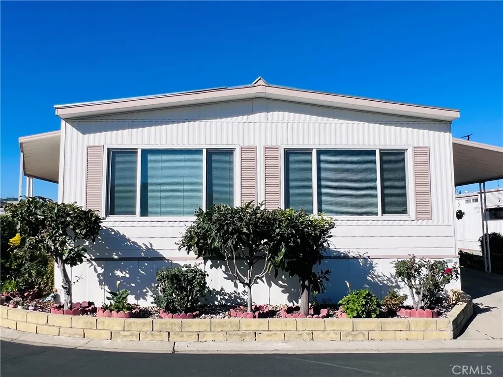 main property photo 0