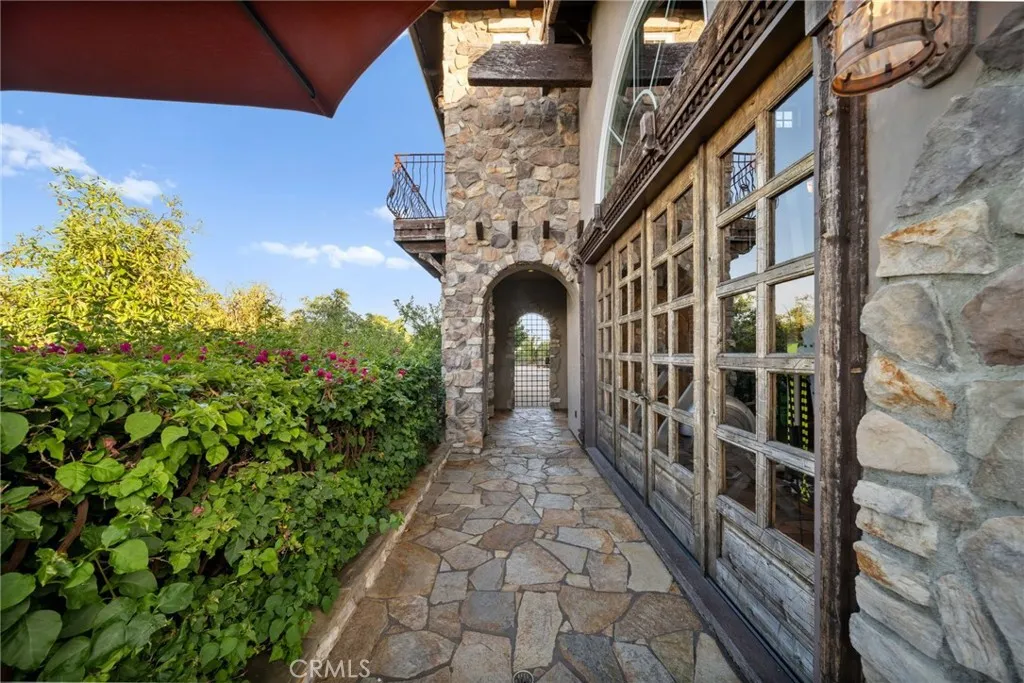 main property photo 46