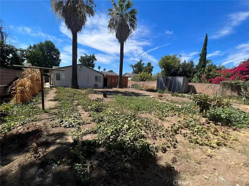 main property photo 10