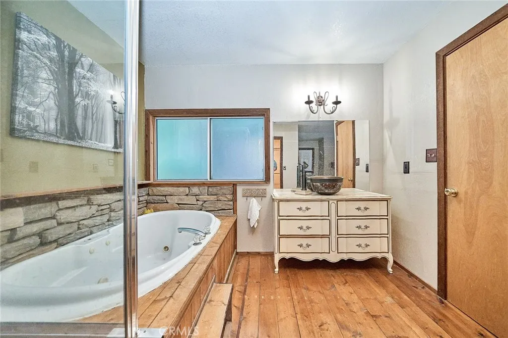 main property photo 64