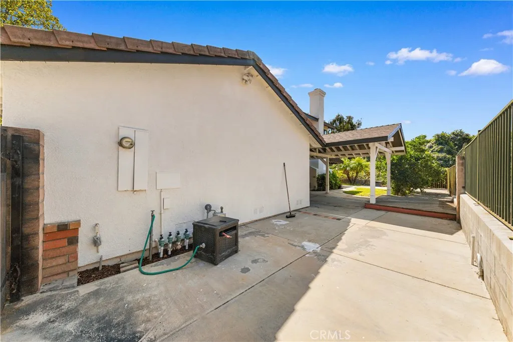 main property photo 59
