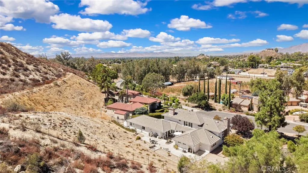 main property photo 55