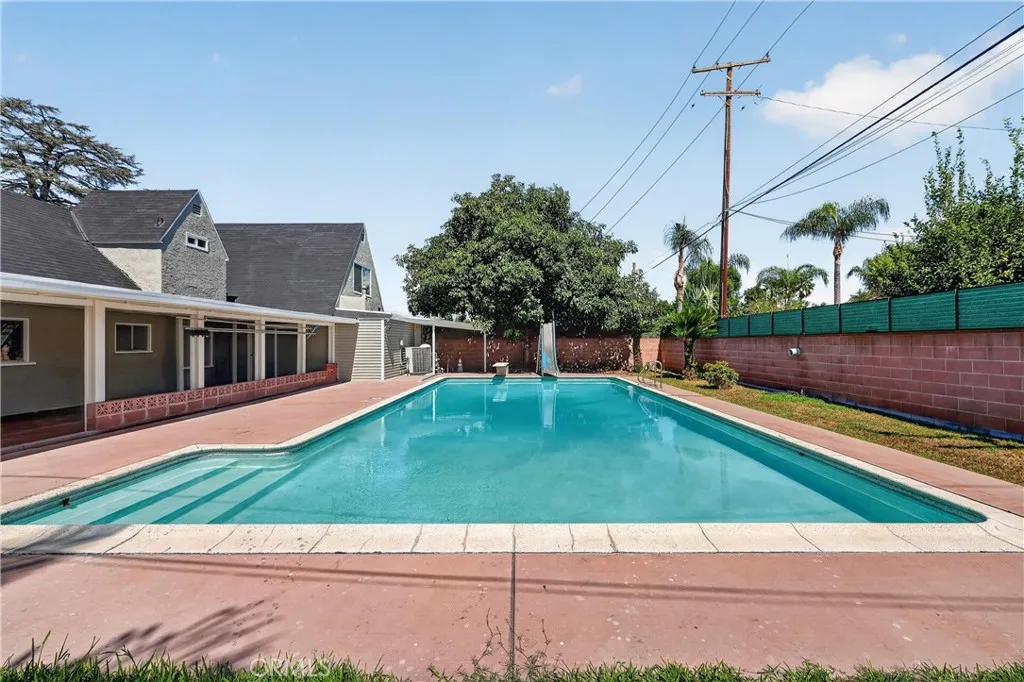 main property photo 57