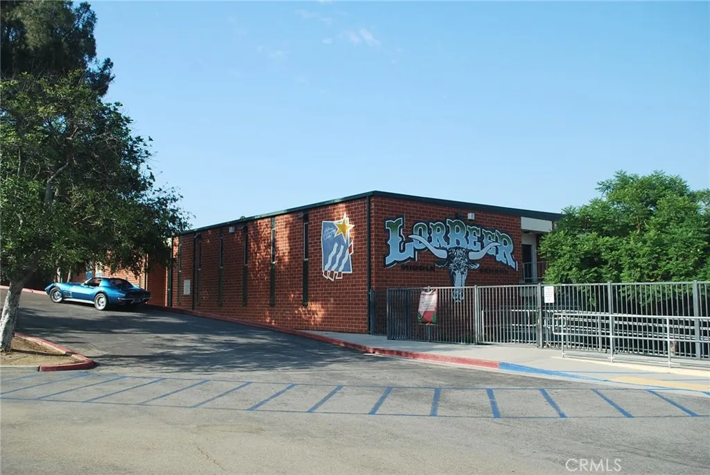 main property photo 16