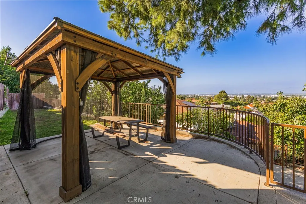 main property photo 60