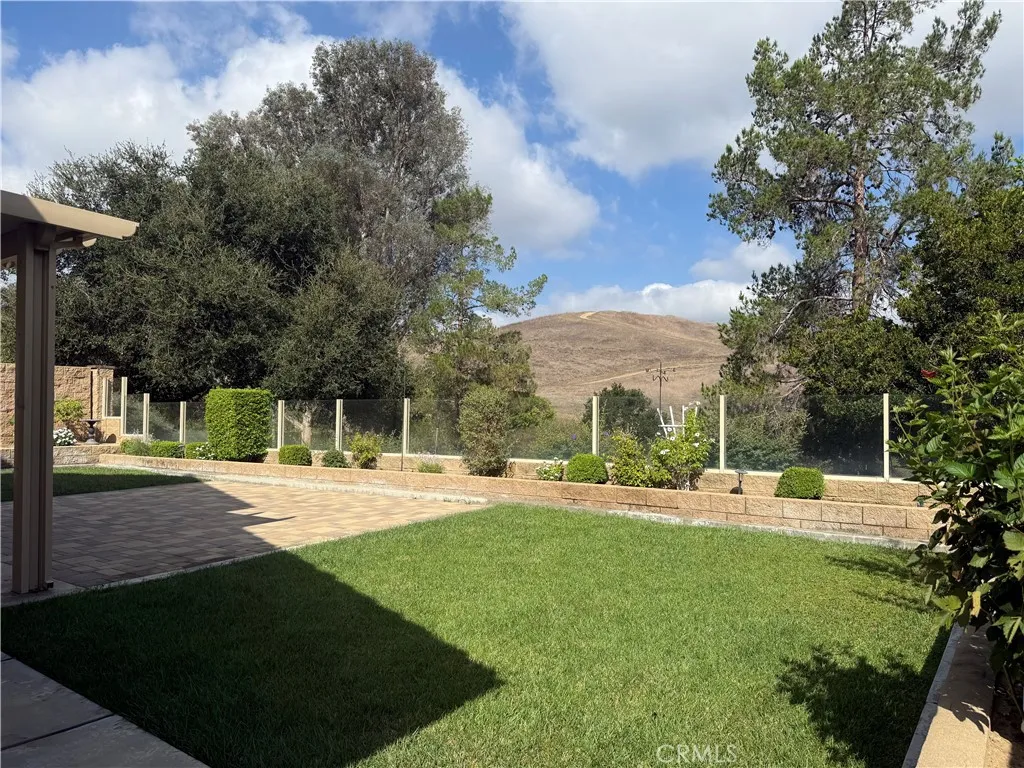 property viewer photo 36