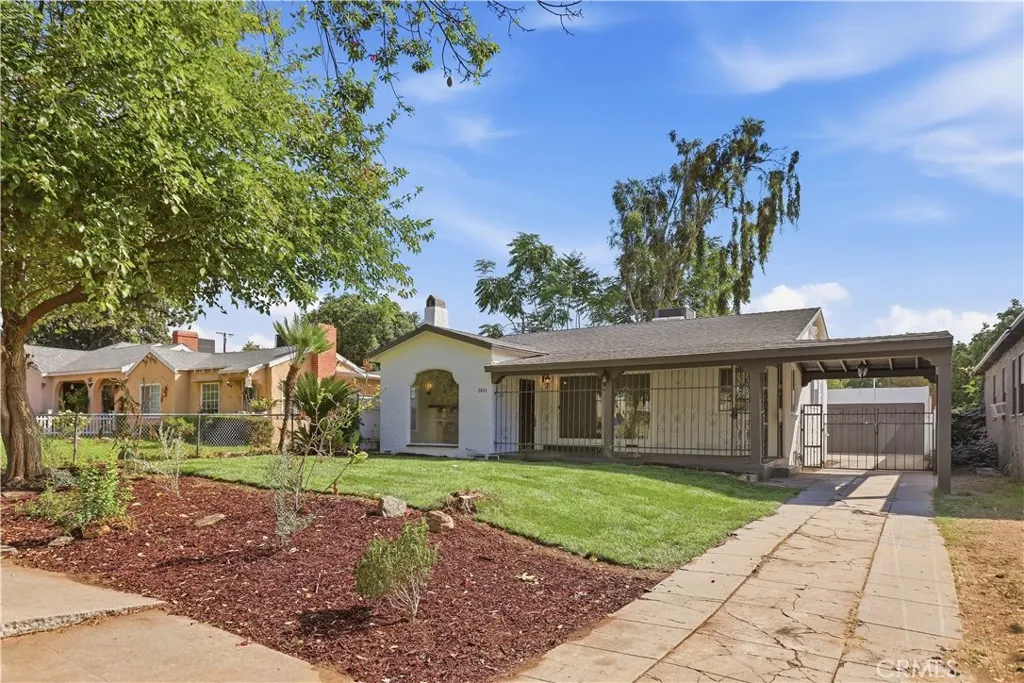 main property photo 6