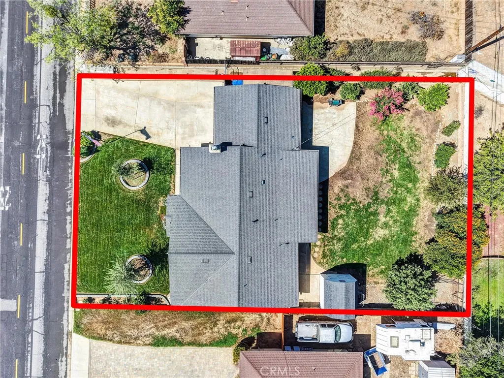 main property photo 31