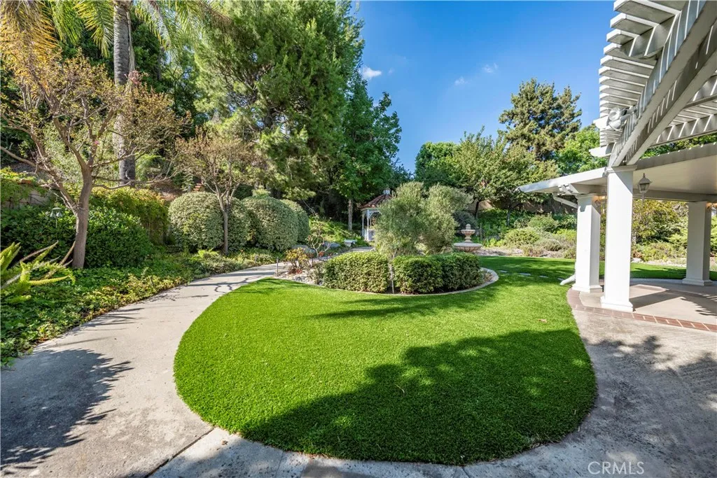 main property photo 50