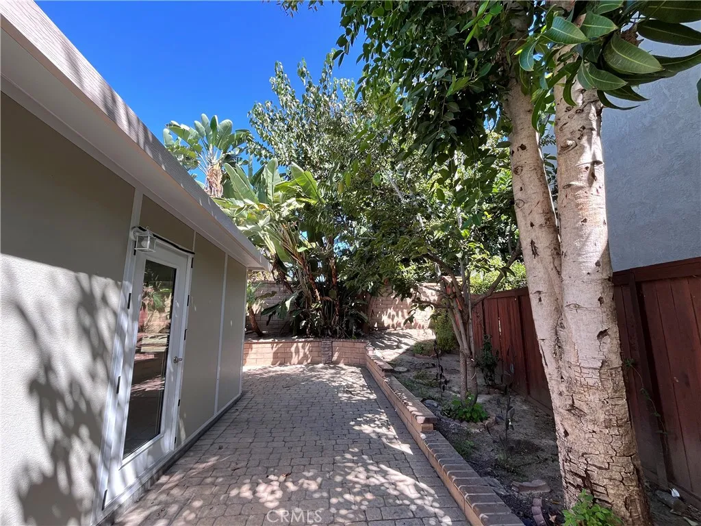 main property photo 50