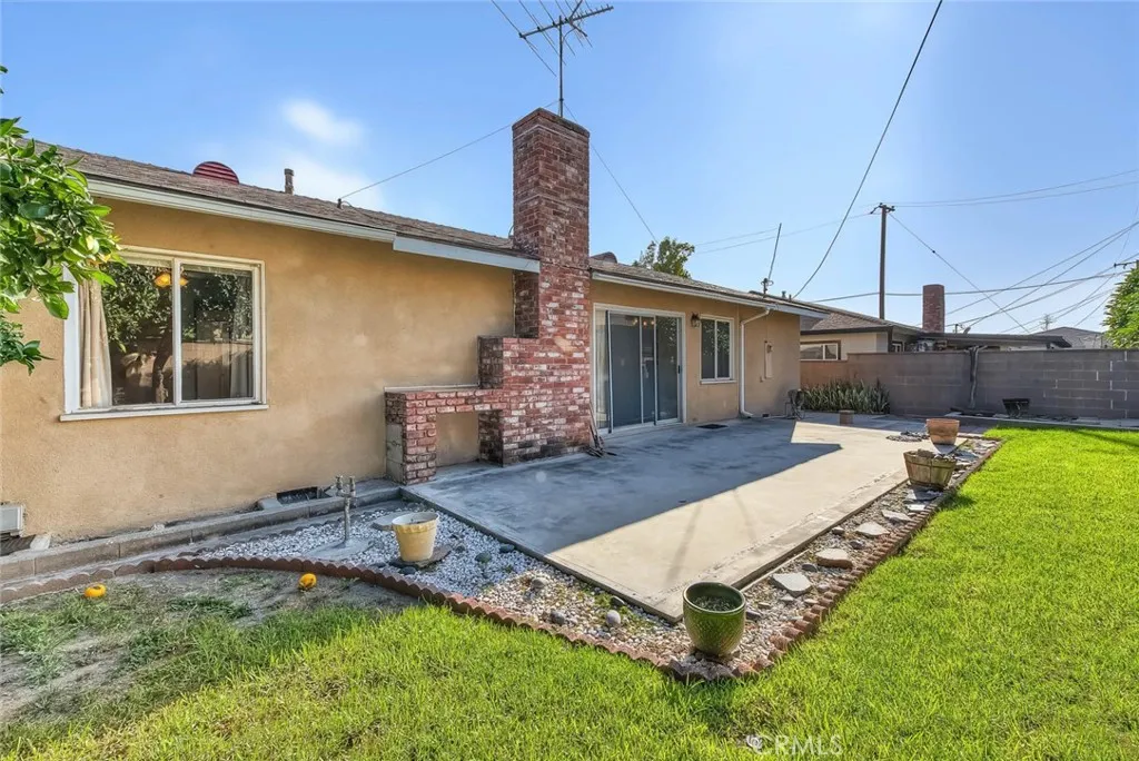 main property photo 23