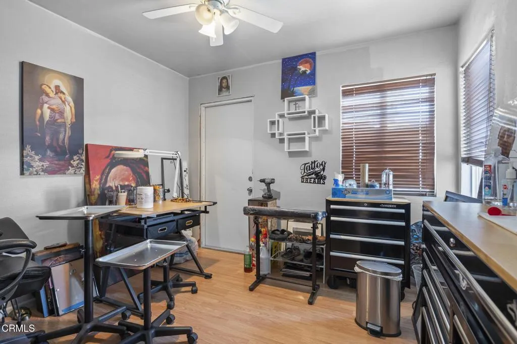main property photo 26
