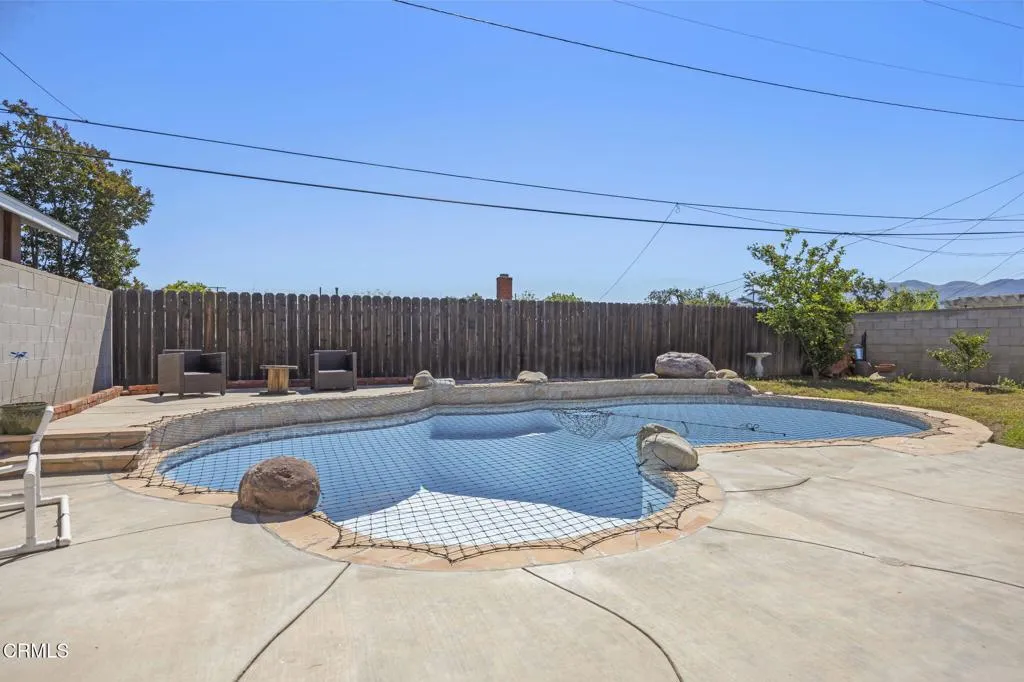 main property photo 31