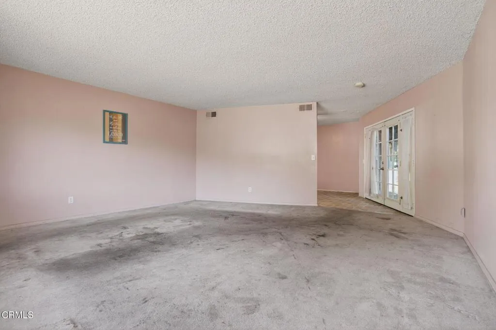 property viewer photo 2