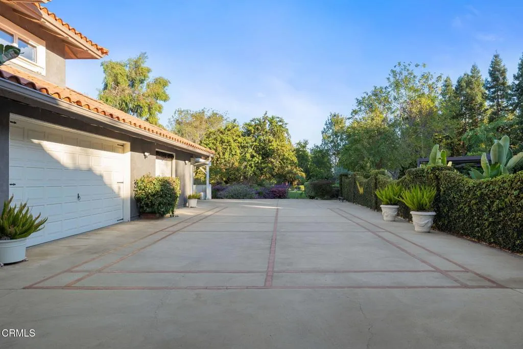 main property photo 64
