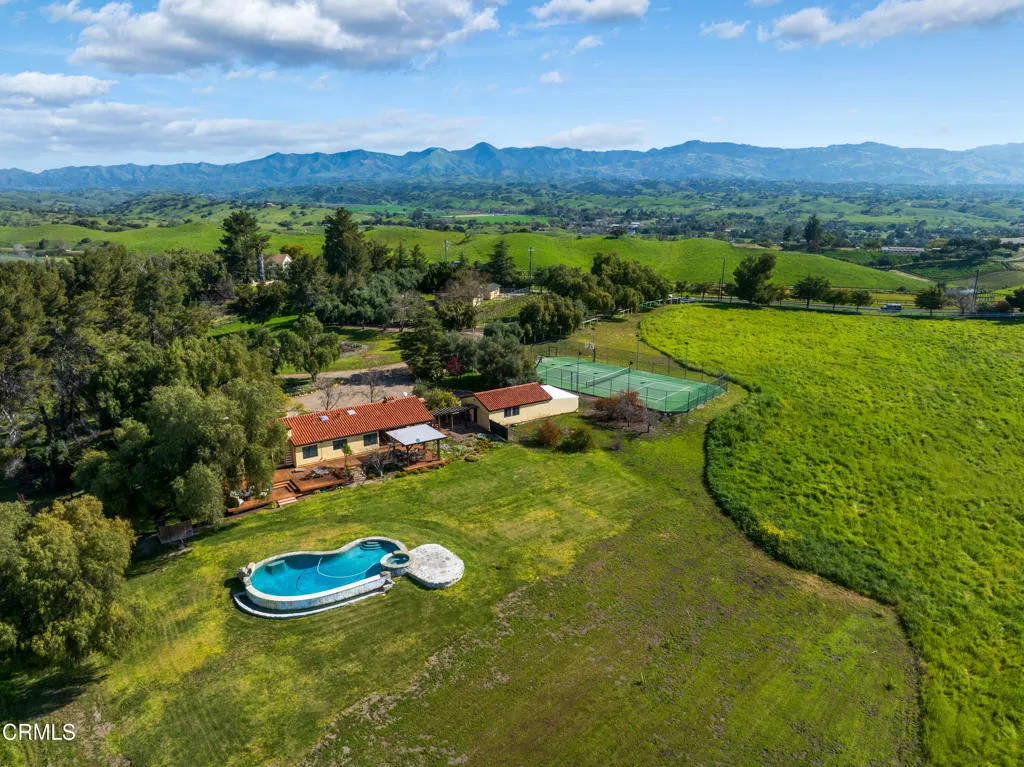 main property photo 4