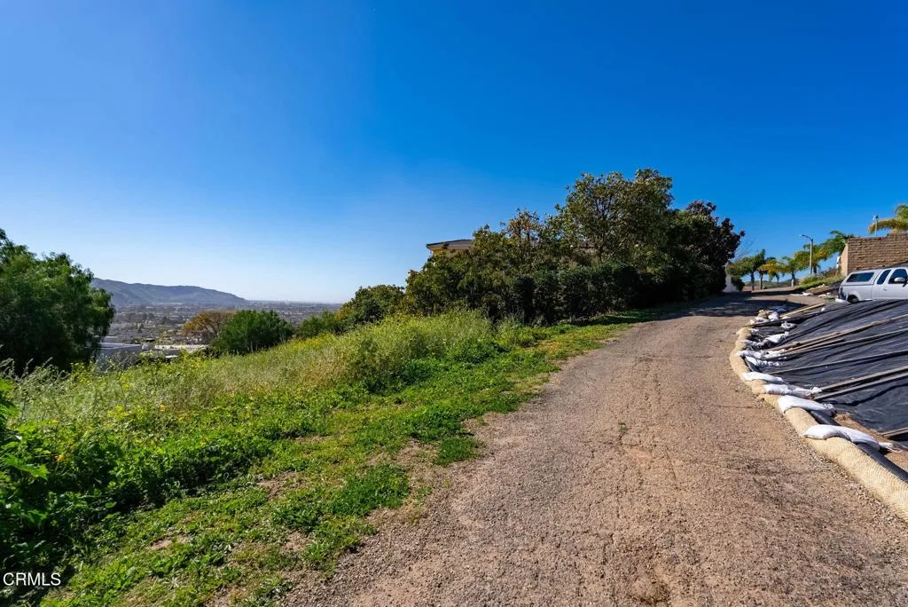 main property photo 6