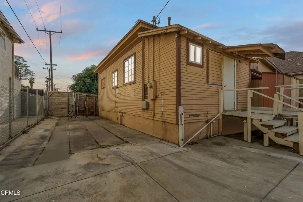 main property photo 13