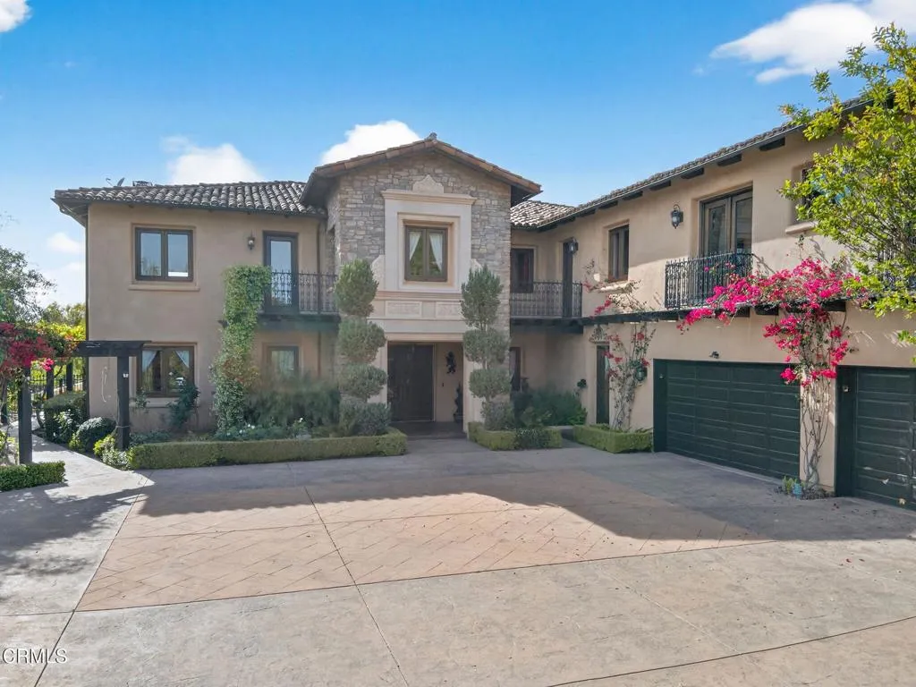 main property photo 12