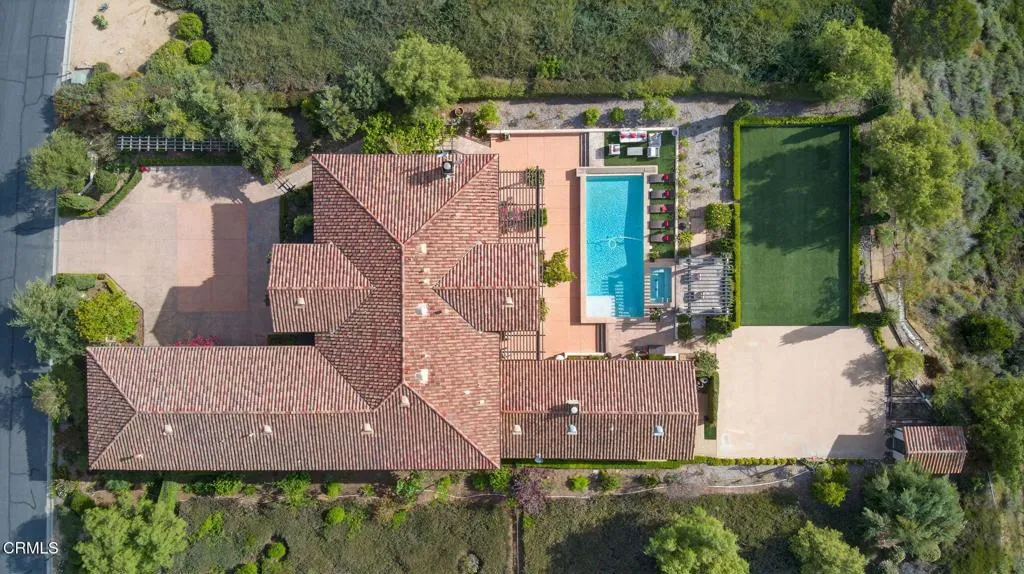 main property photo 70