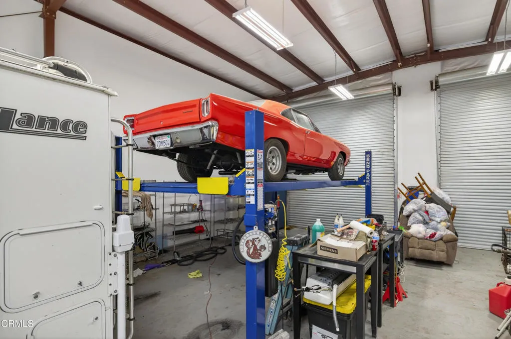 main property photo 30