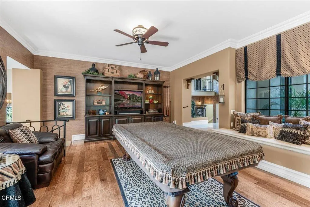 main property photo 19