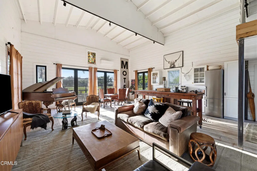 main property photo 49