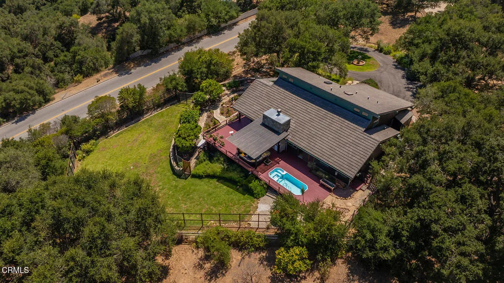 main property photo 40
